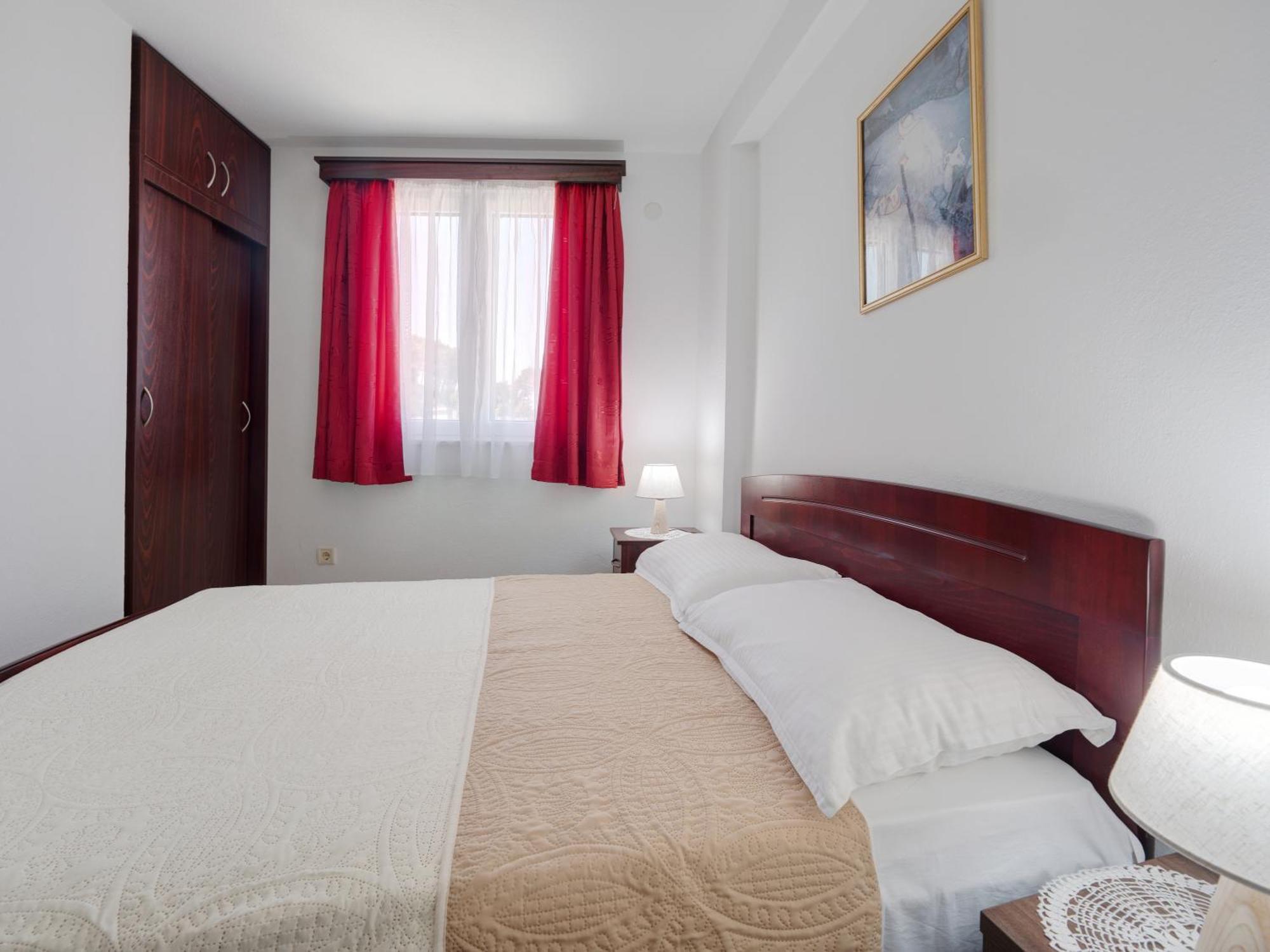 Apartments Marina Sveti Stefan Luaran gambar